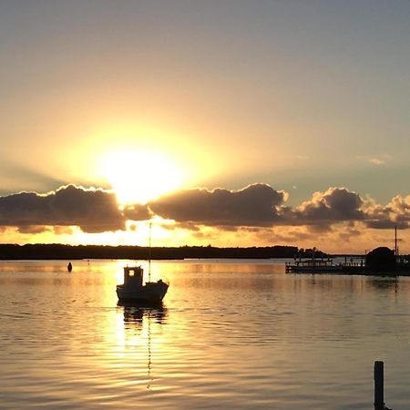 Beachcomber Caravan Park Mallacoota Exteriör bild
