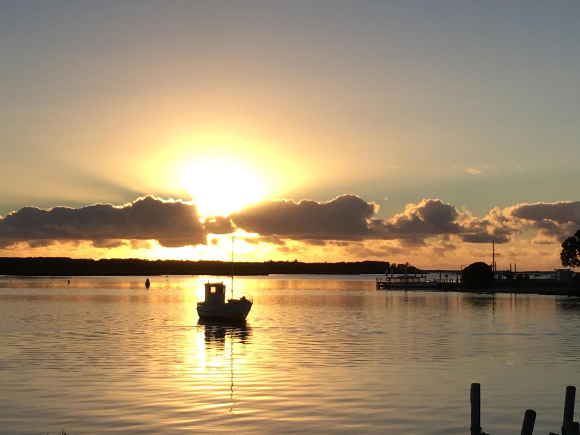 Beachcomber Caravan Park Mallacoota Exteriör bild